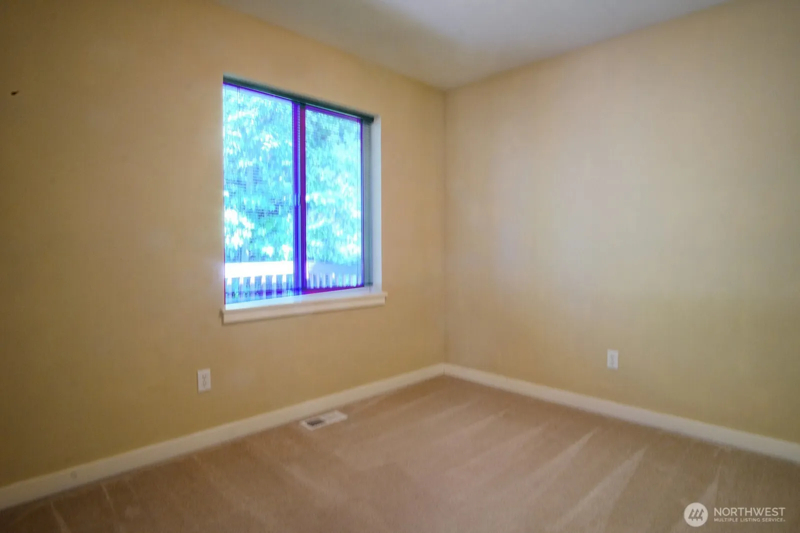 2033 240th Avenue SE, Sammamish, WA 98075