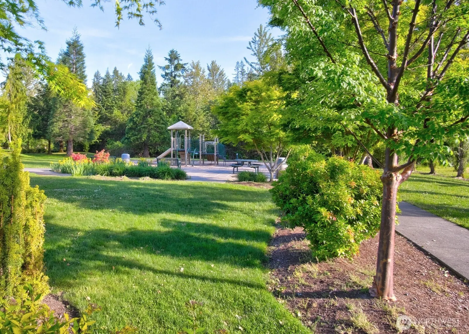 2033 240th Avenue SE, Sammamish, WA 98075