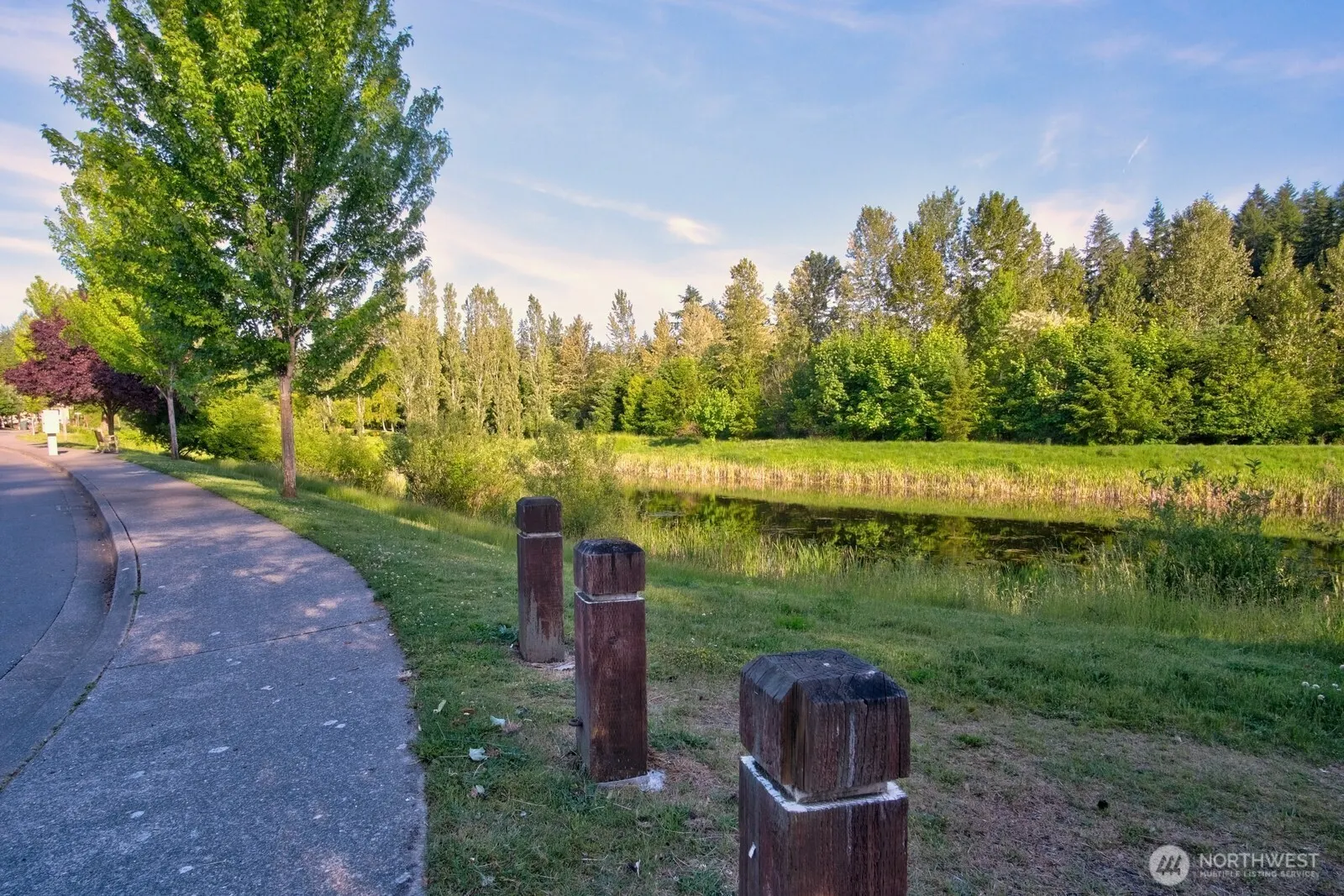 2033 240th Avenue SE, Sammamish, WA 98075