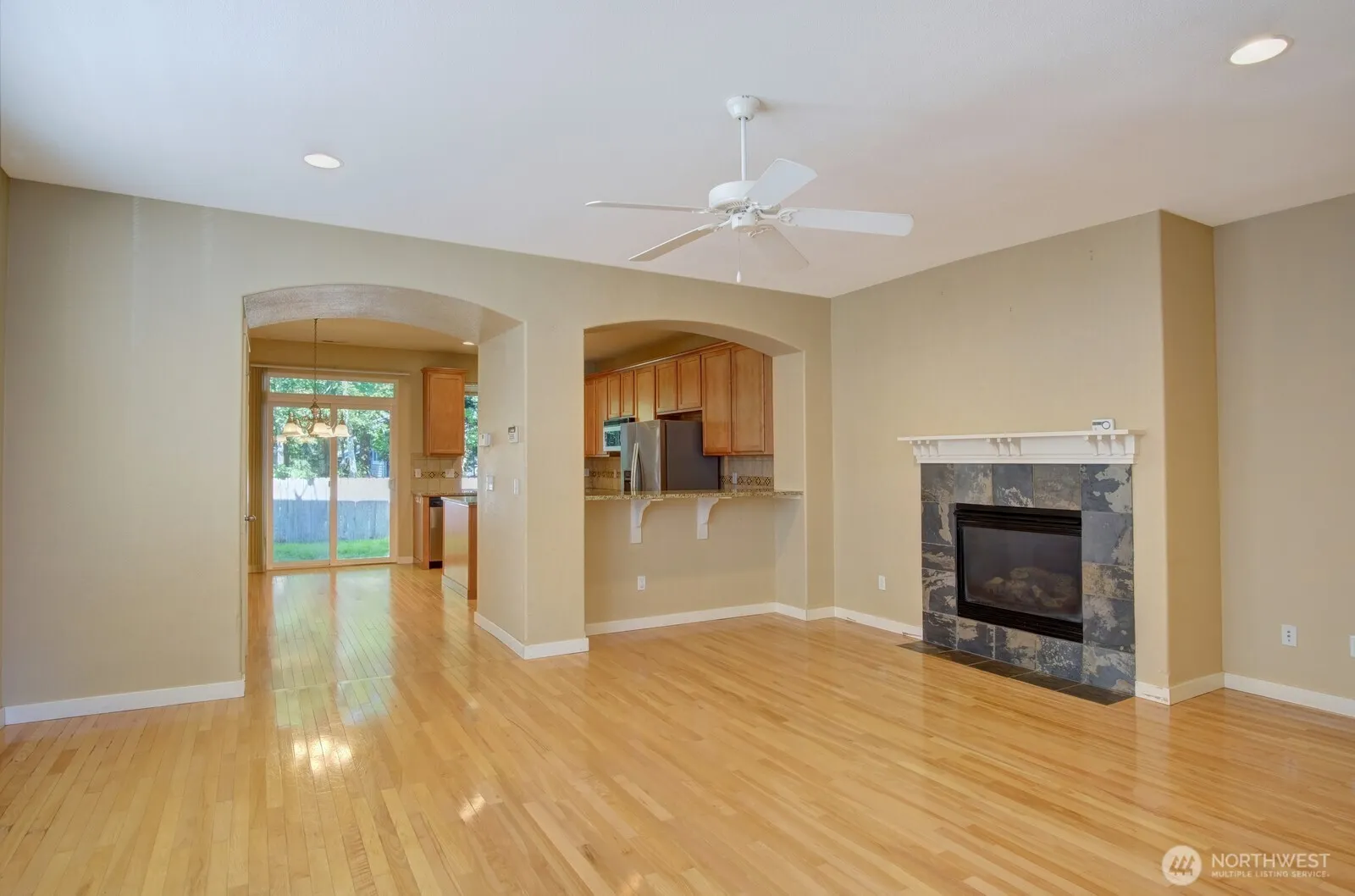 2033 240th Avenue SE, Sammamish, WA 98075