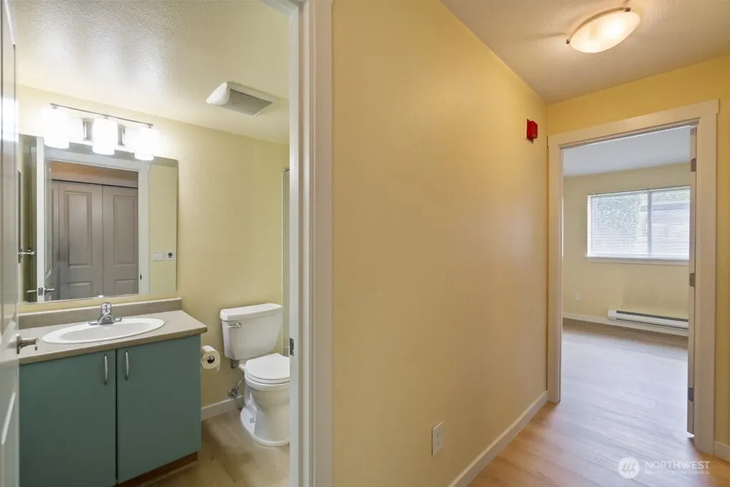 15415 35th Avenue Ct W #D103, Lynnwood, WA 98087