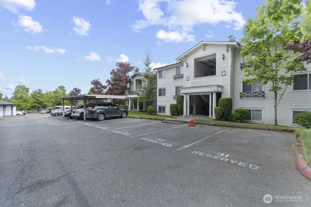 15415 35th Avenue Ct W #D103, Lynnwood, WA 98087