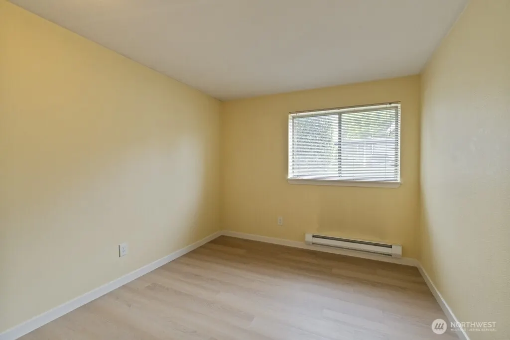 15415 35th Avenue Ct W #D103, Lynnwood, WA 98087