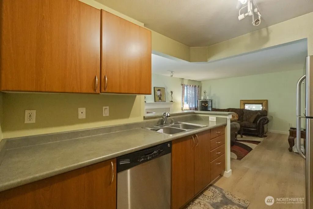 15415 35th Avenue Ct W #D103, Lynnwood, WA 98087