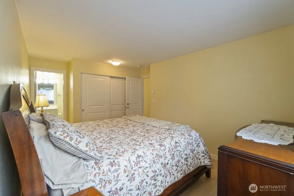15415 35th Avenue Ct W #D103, Lynnwood, WA 98087
