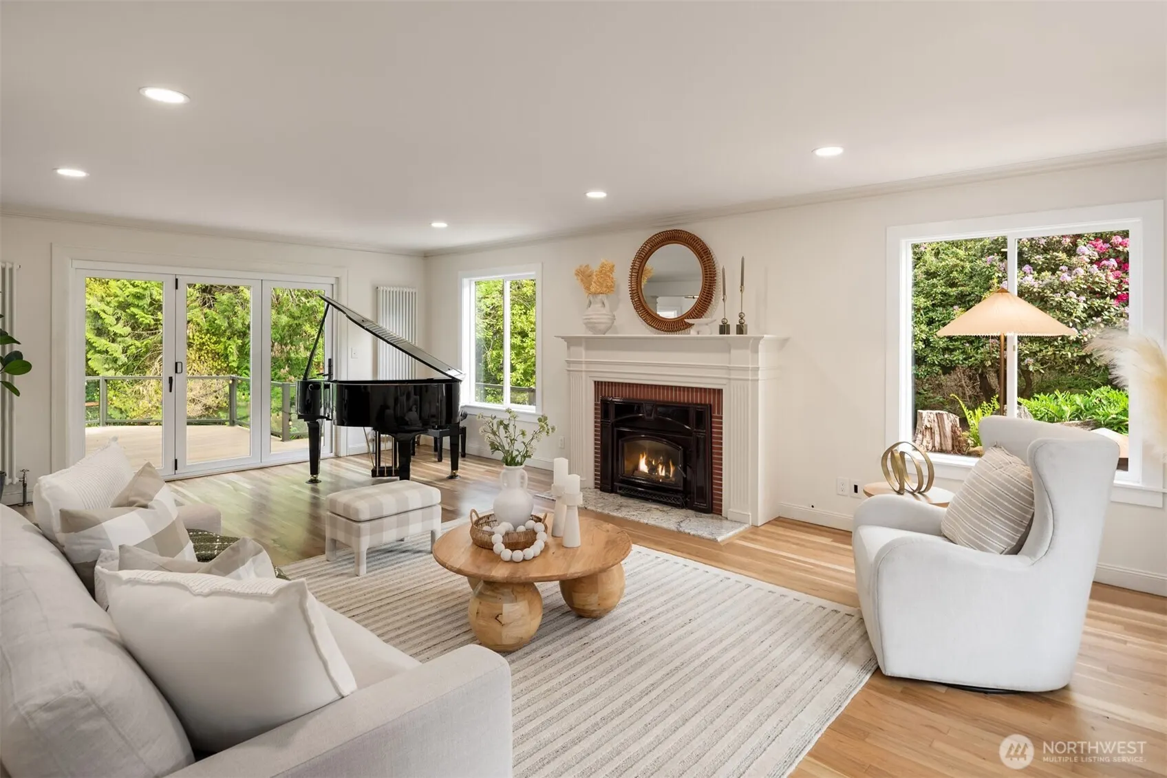 12653 Avondale Road NE, Redmond, WA 98052