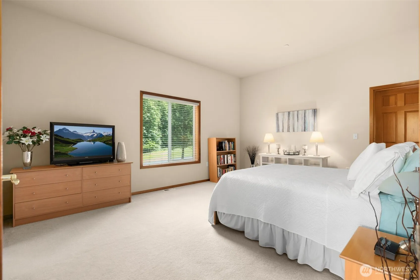 19703 SE 128th Way , Issaquah, WA 98027