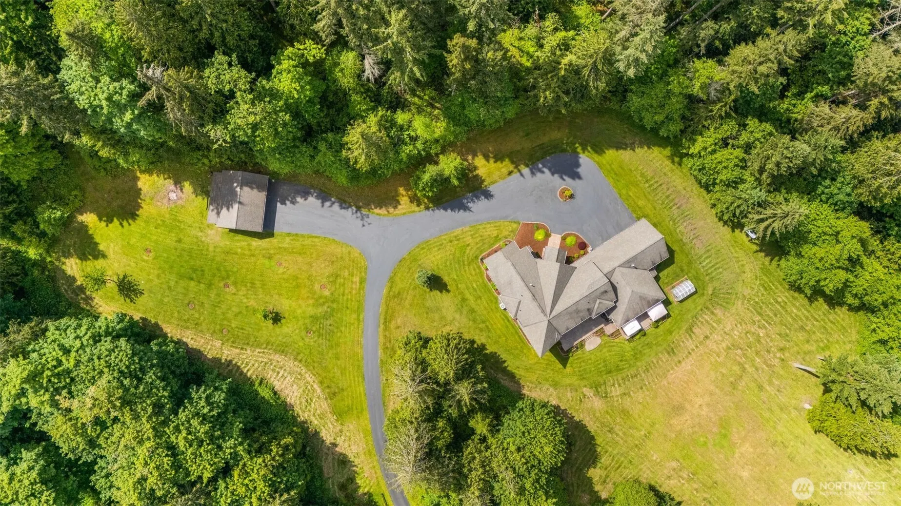 19703 SE 128th Way , Issaquah, WA 98027