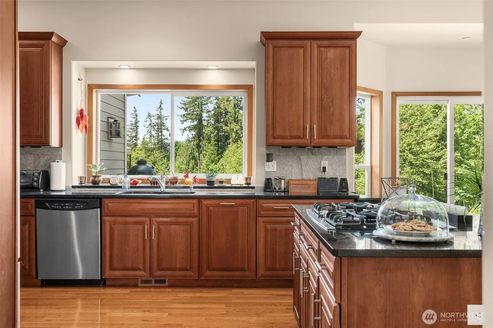 19703 SE 128th Way , Issaquah, WA 98027