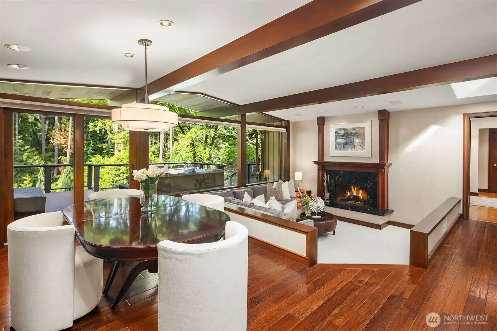 10250 SE 21st Street , Bellevue, WA 98004