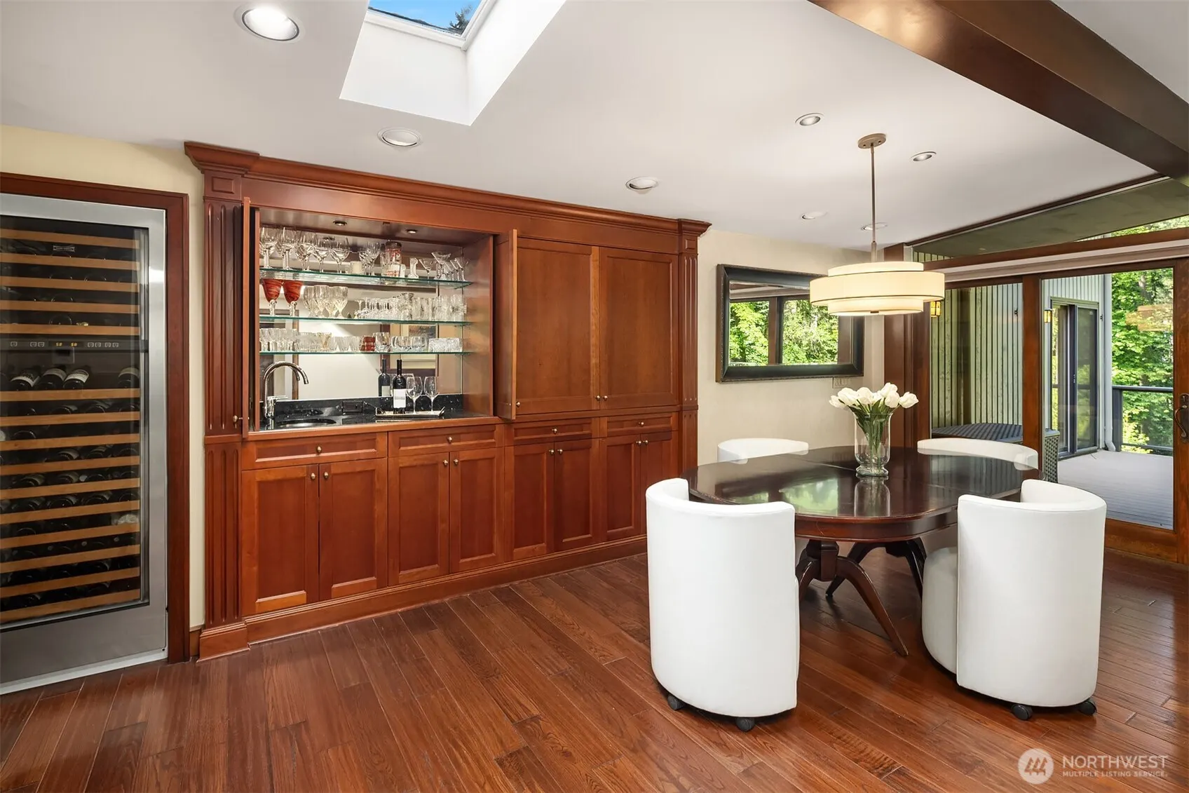 10250 SE 21st Street , Bellevue, WA 98004