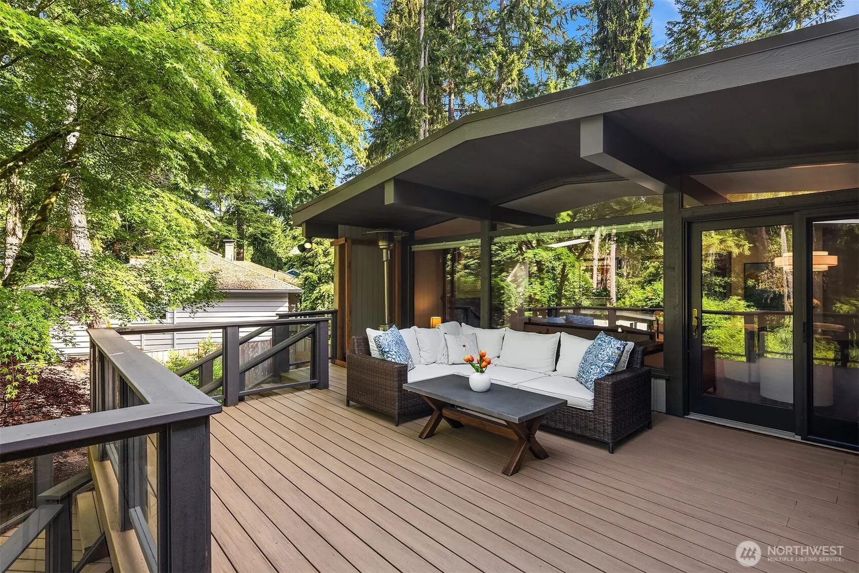10250 SE 21st Street , Bellevue, WA 98004