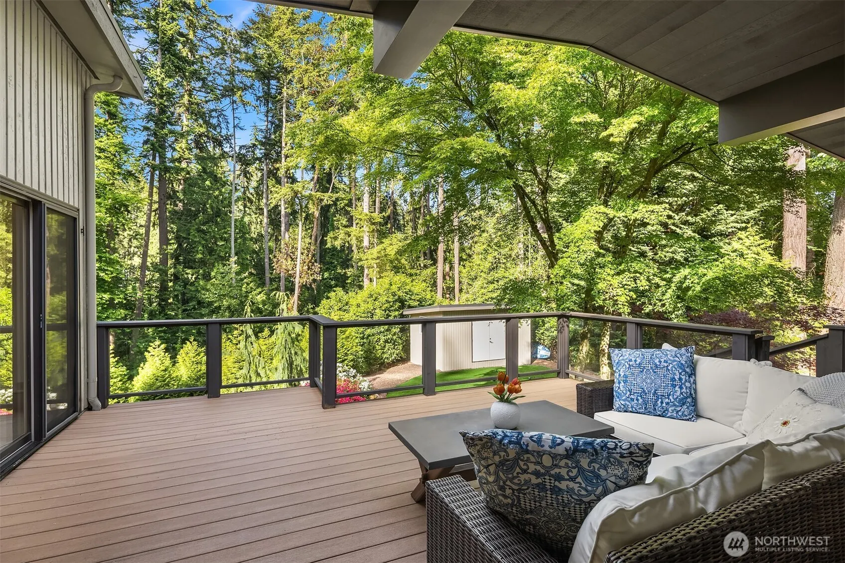 10250 SE 21st Street , Bellevue, WA 98004