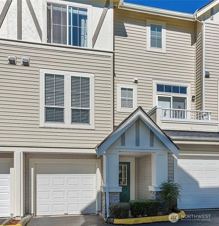 4459 249th Terr SE #8-5, Issaquah, WA 98029