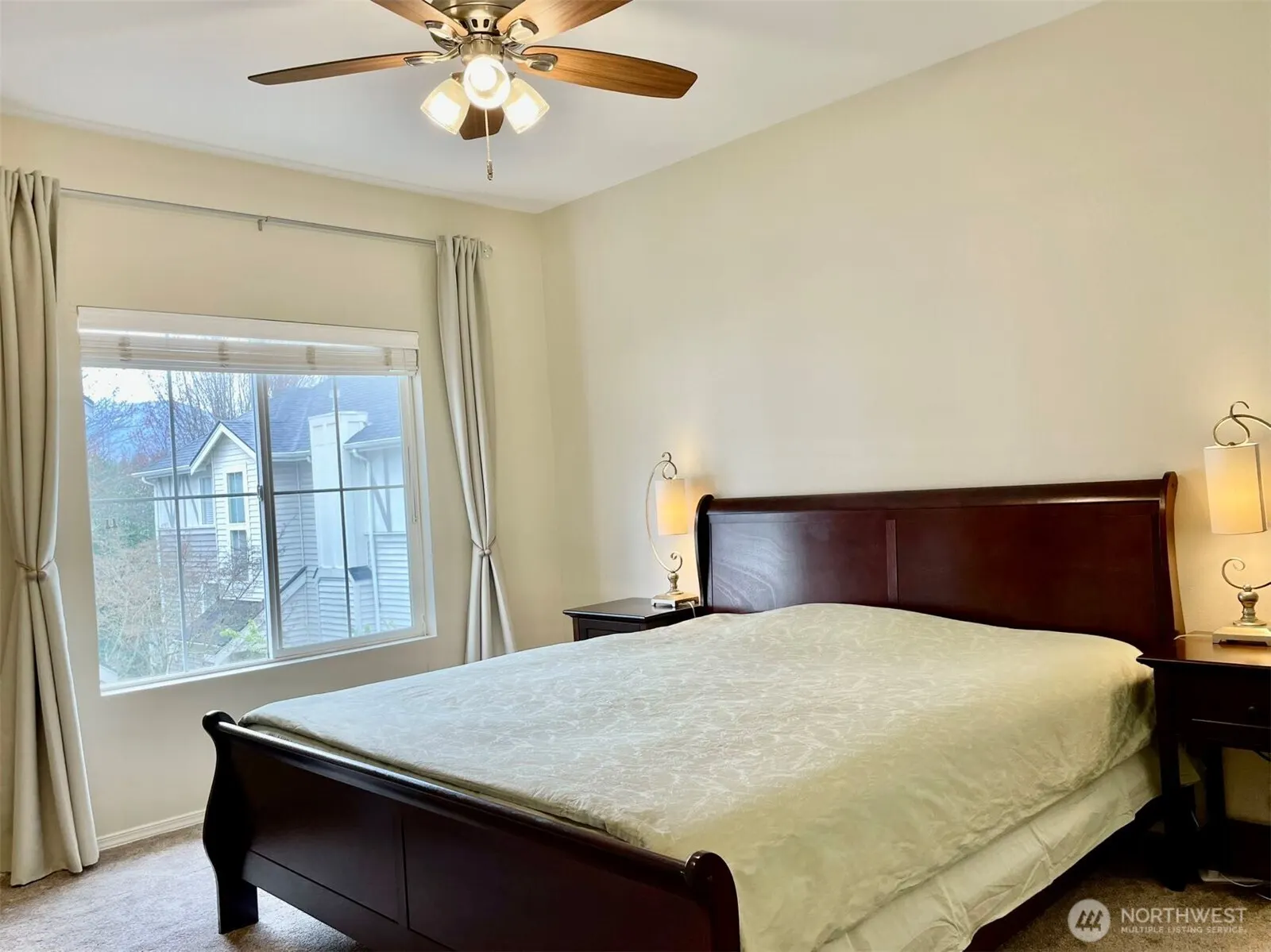4459 249th Terr SE #8-5, Issaquah, WA 98029