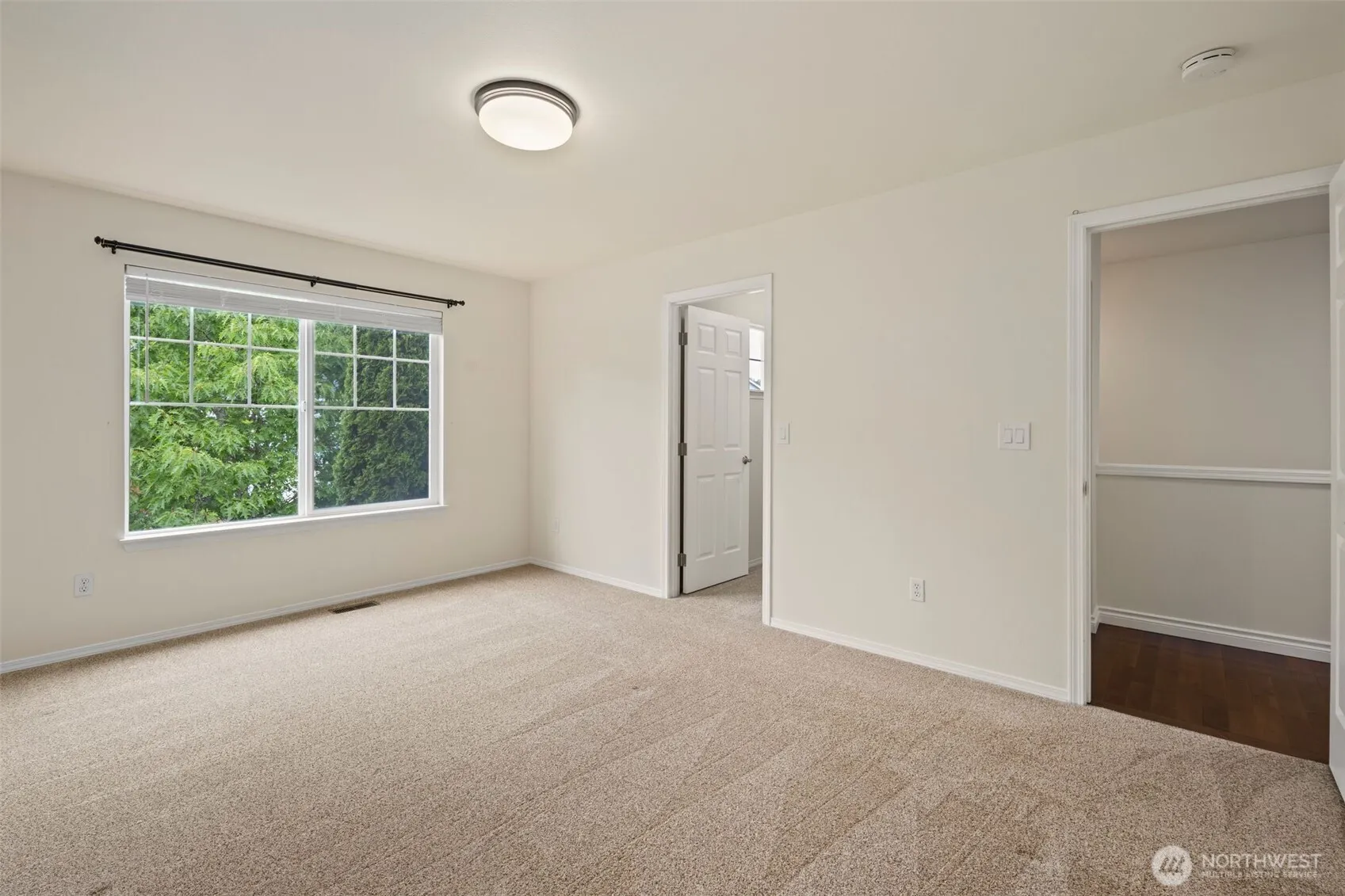 10129 224th Ave NE, Redmond, WA 98053-5839