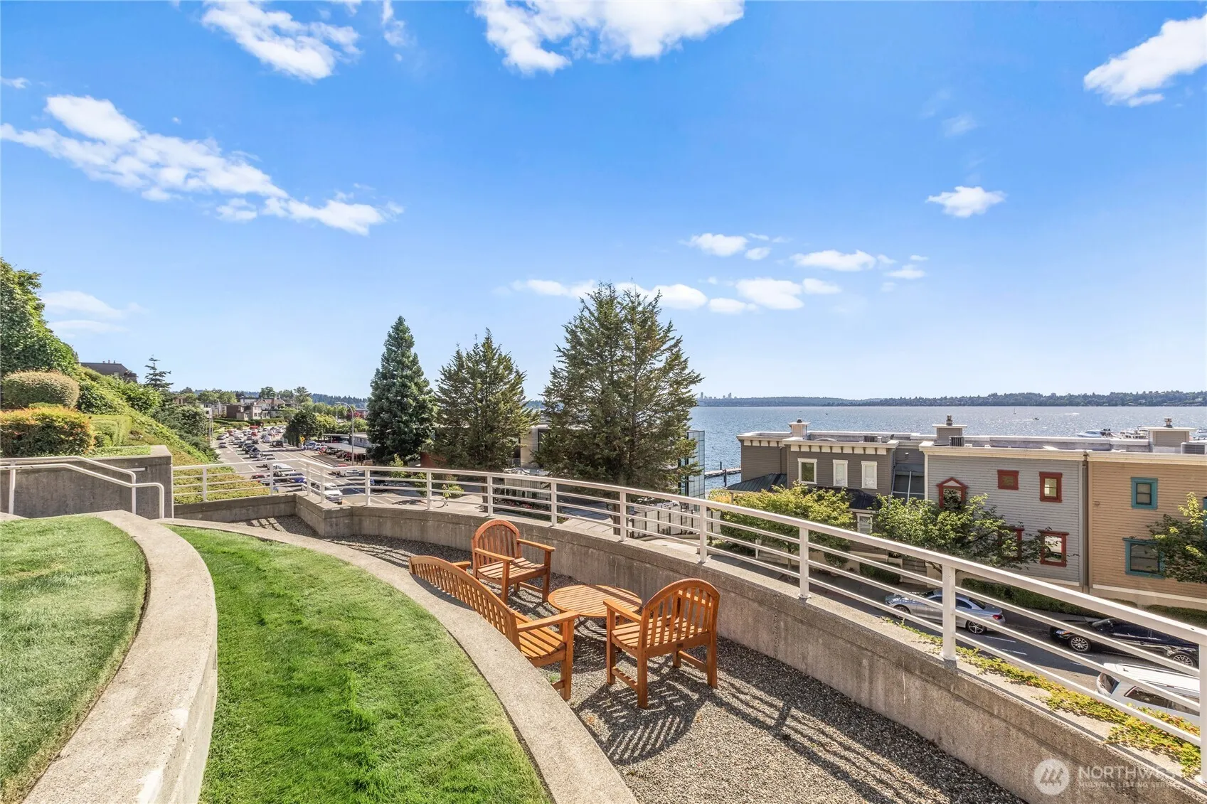 225 2nd Street S #A-1, Kirkland, WA 98033