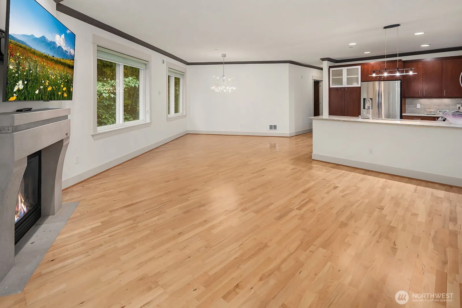 18609 SE Newport Way #408, Issaquah, WA 98027