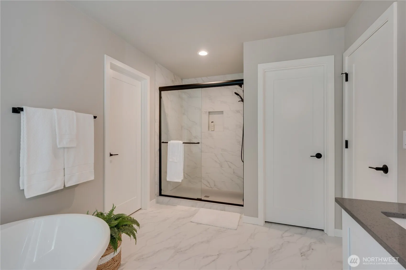 5842 186th Place SW, Lynnwood, WA 98037