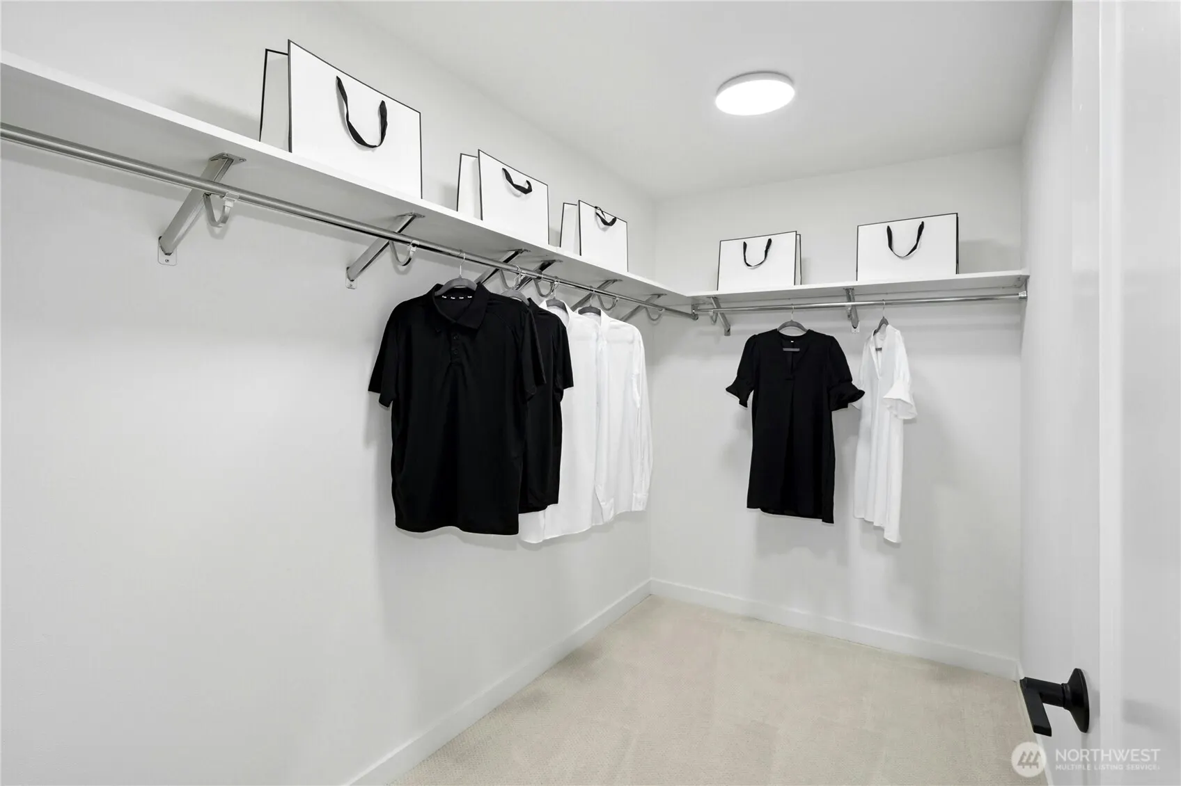 110 B 2nd Street S, Kirkland, WA 98033
