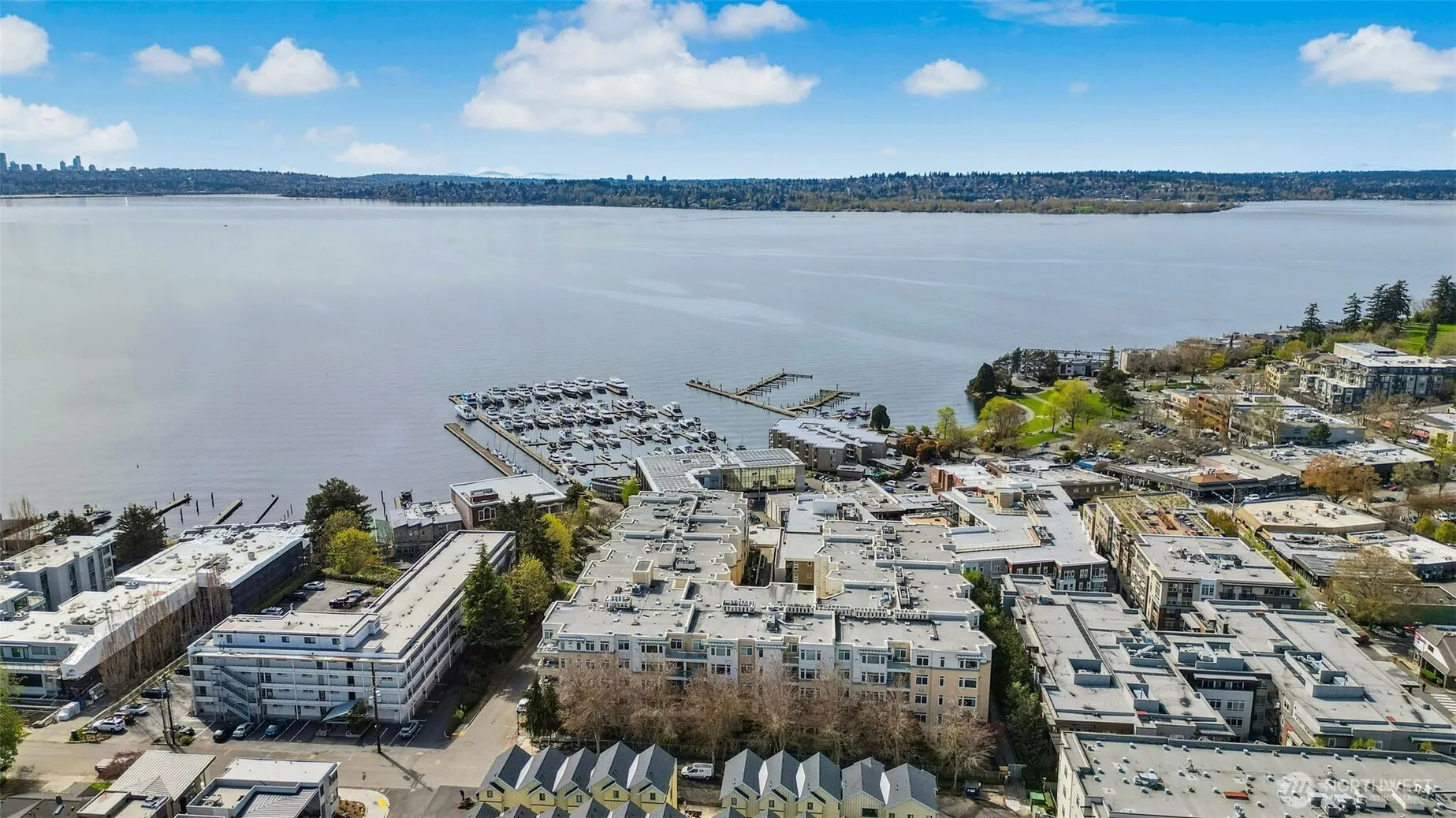 110 B 2nd Street S, Kirkland, WA 98033
