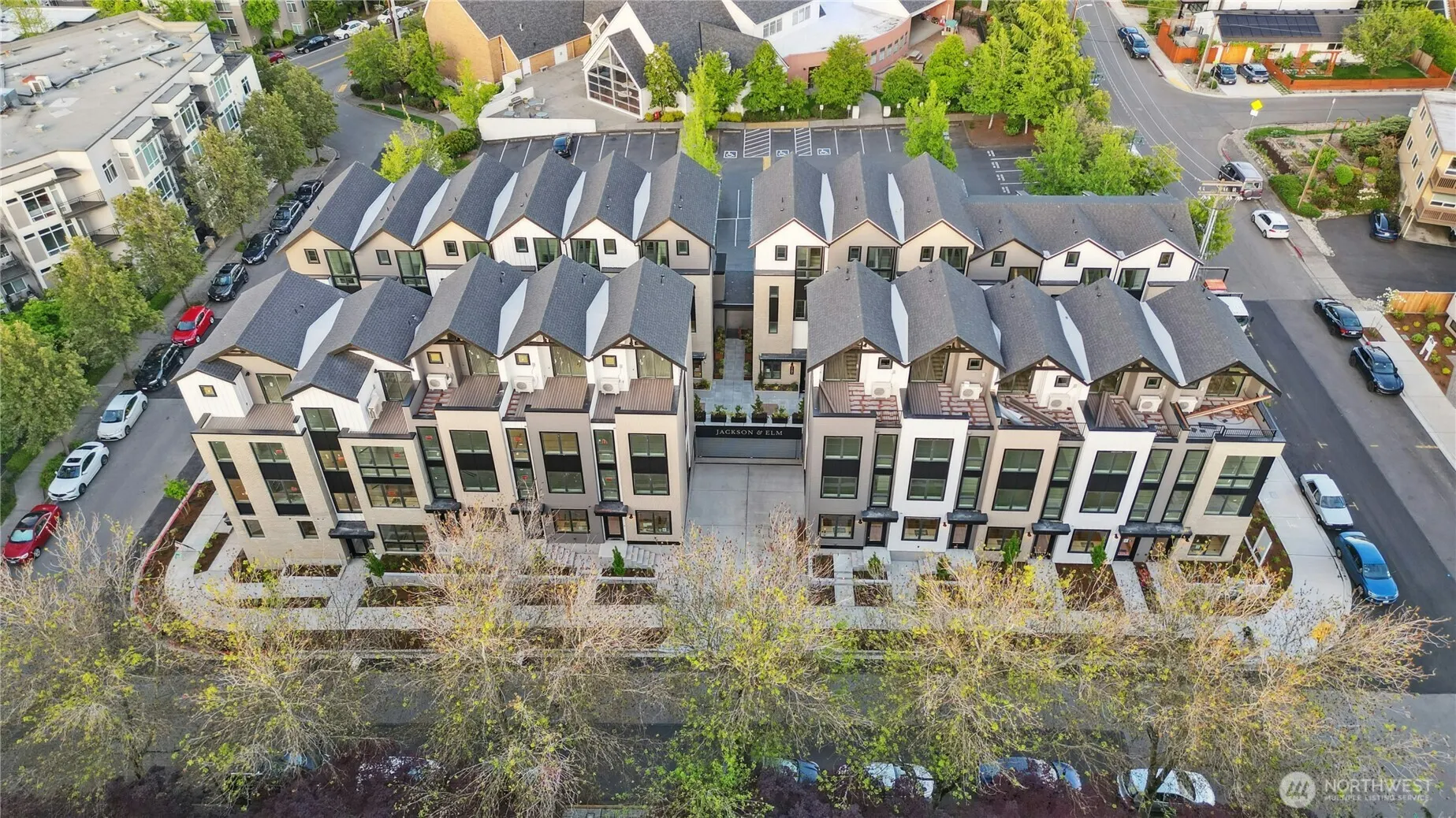 110 B 2nd Street S, Kirkland, WA 98033