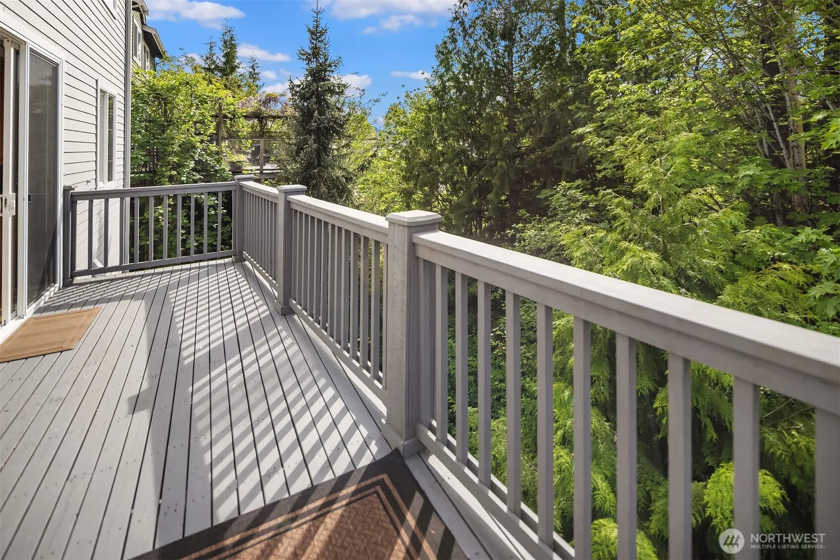 1977 16th Court NE, Issaquah, WA 98029