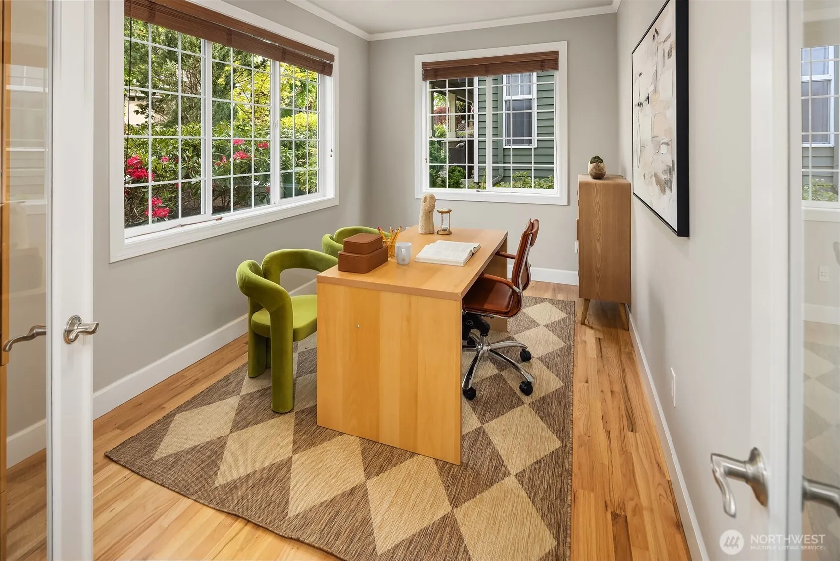 1977 16th Court NE, Issaquah, WA 98029