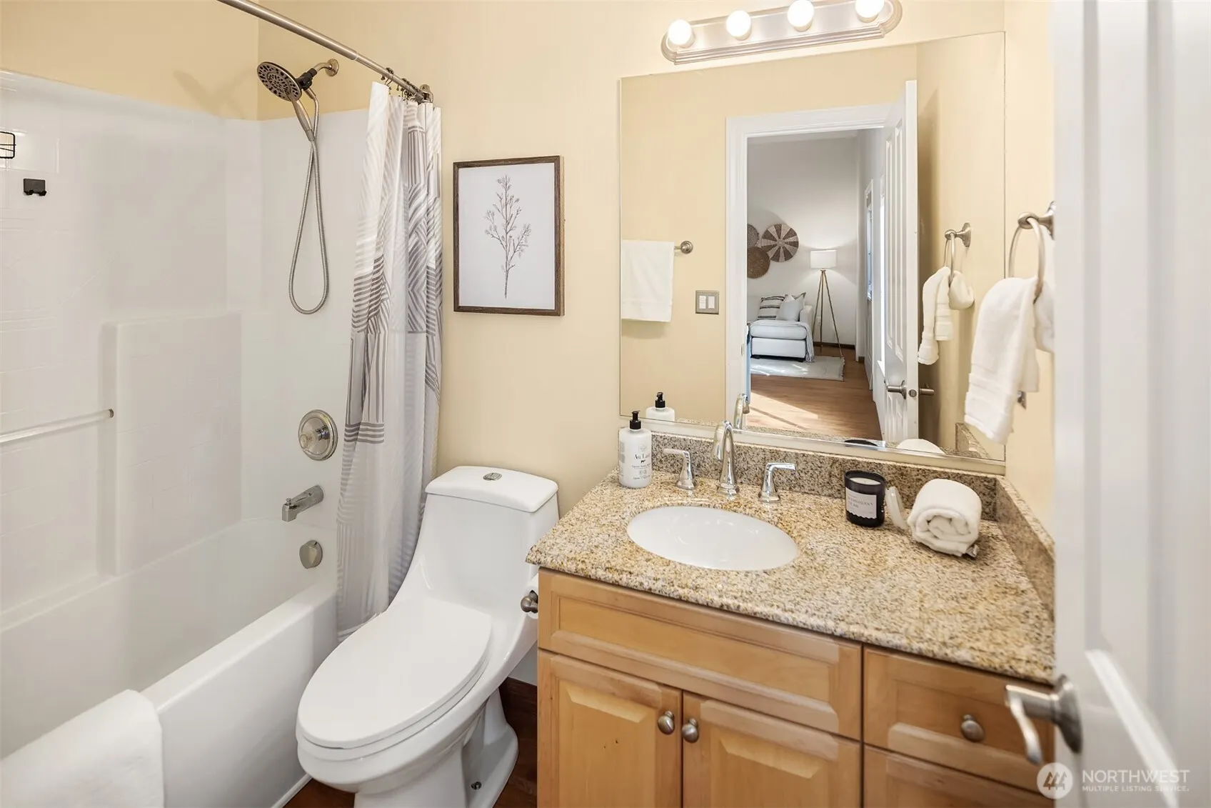 1977 16th Court NE, Issaquah, WA 98029