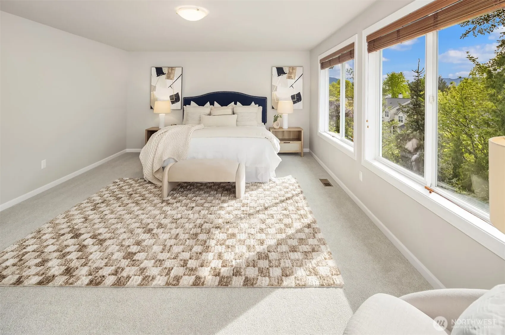 1977 16th Court NE, Issaquah, WA 98029