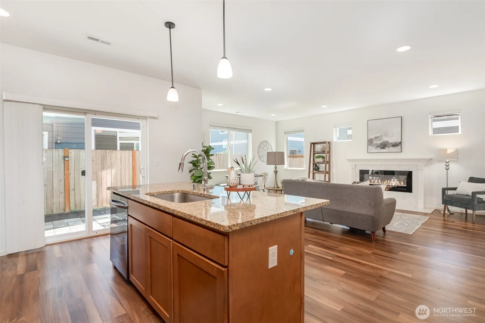 114 160th Place SW, Lynnwood, WA 98087