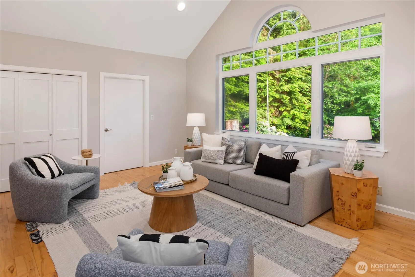 33322 SE 114th Street , Issaquah, WA 98027