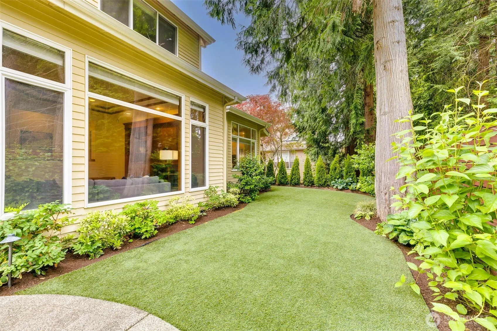 2728 206th Terrace NE, Sammamish, WA 98074