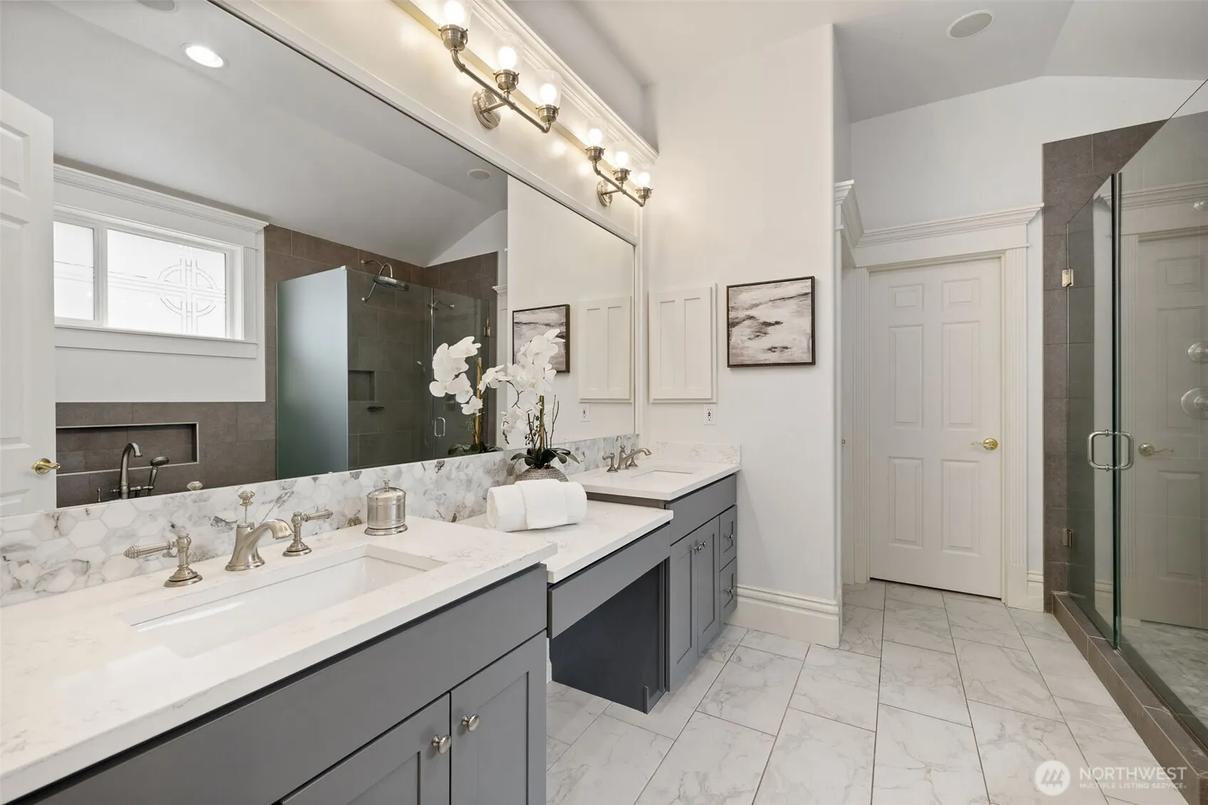 2728 206th Terrace NE, Sammamish, WA 98074