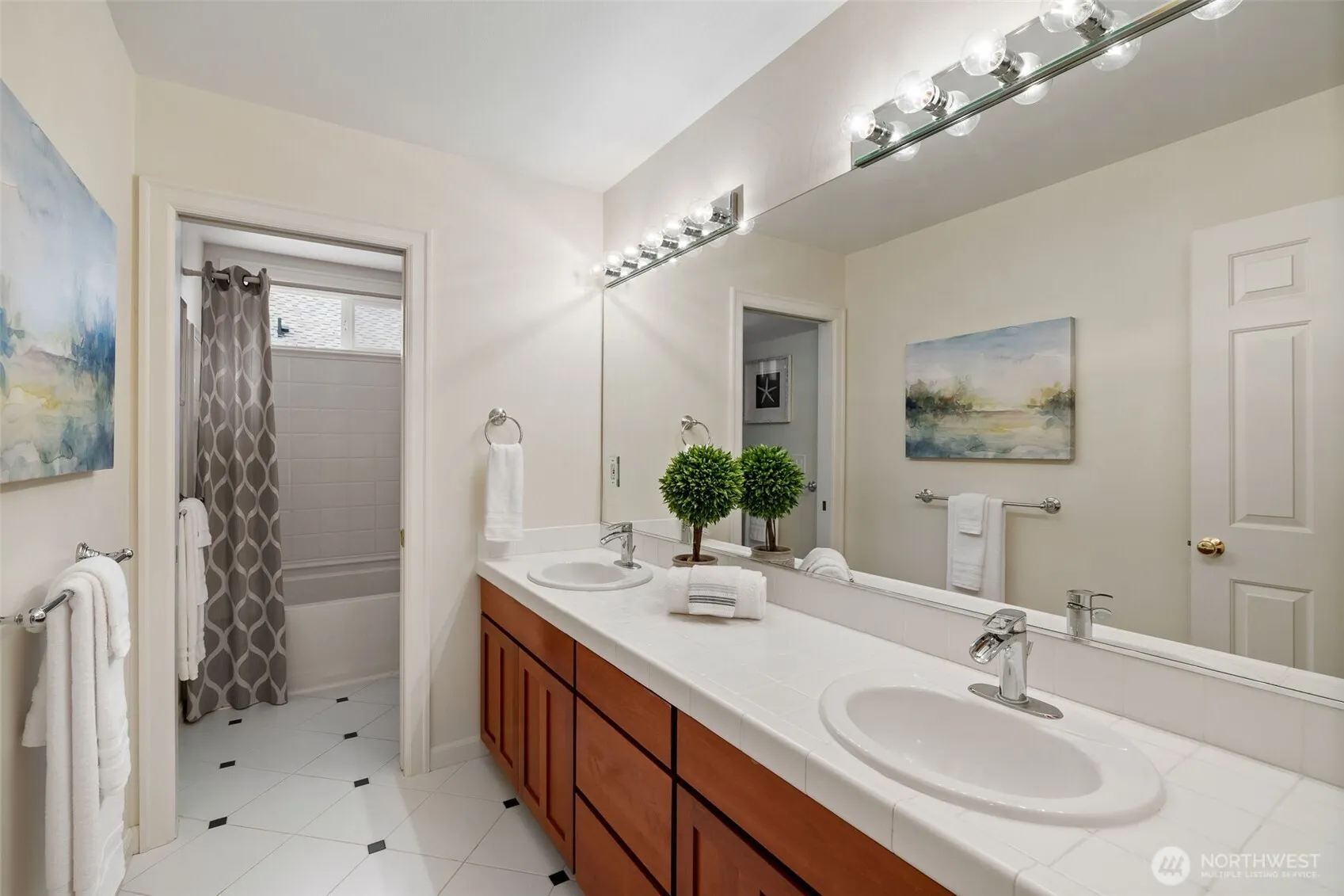 2728 206th Terrace NE, Sammamish, WA 98074