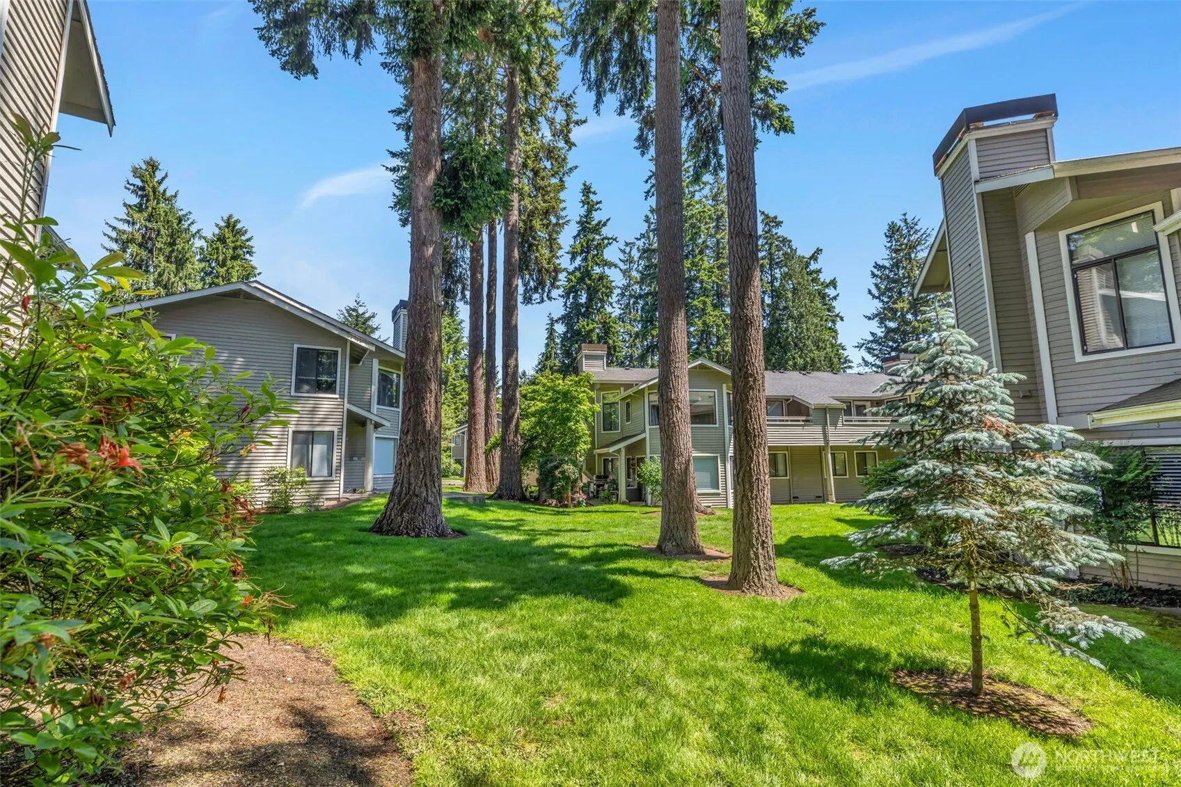 9009 Avondale Road NE #D107, Redmond, WA 98052
