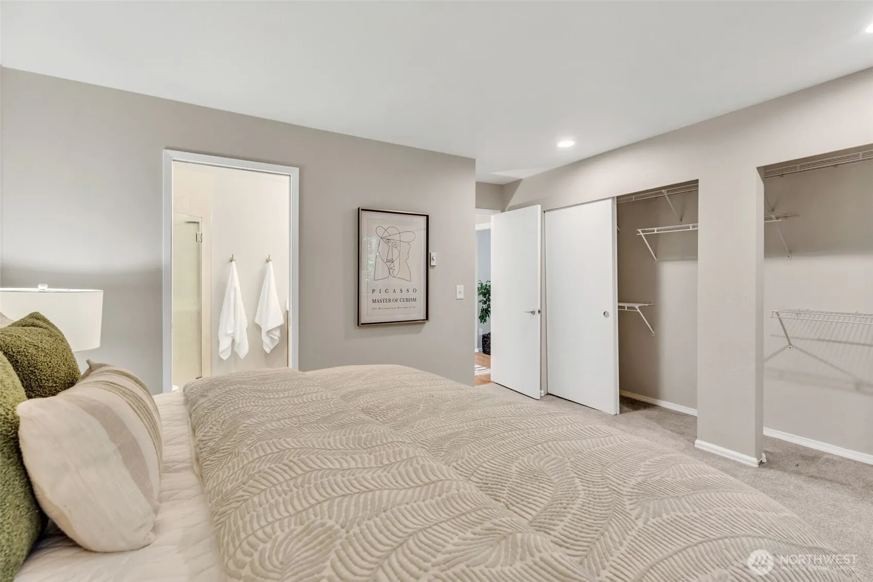 9009 Avondale Road NE #D107, Redmond, WA 98052