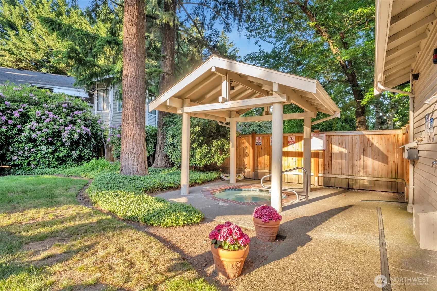 9009 Avondale Road NE #D107, Redmond, WA 98052