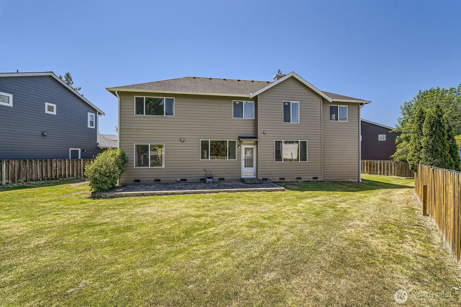 24036 SE 10th Court , Sammamish, WA 98075