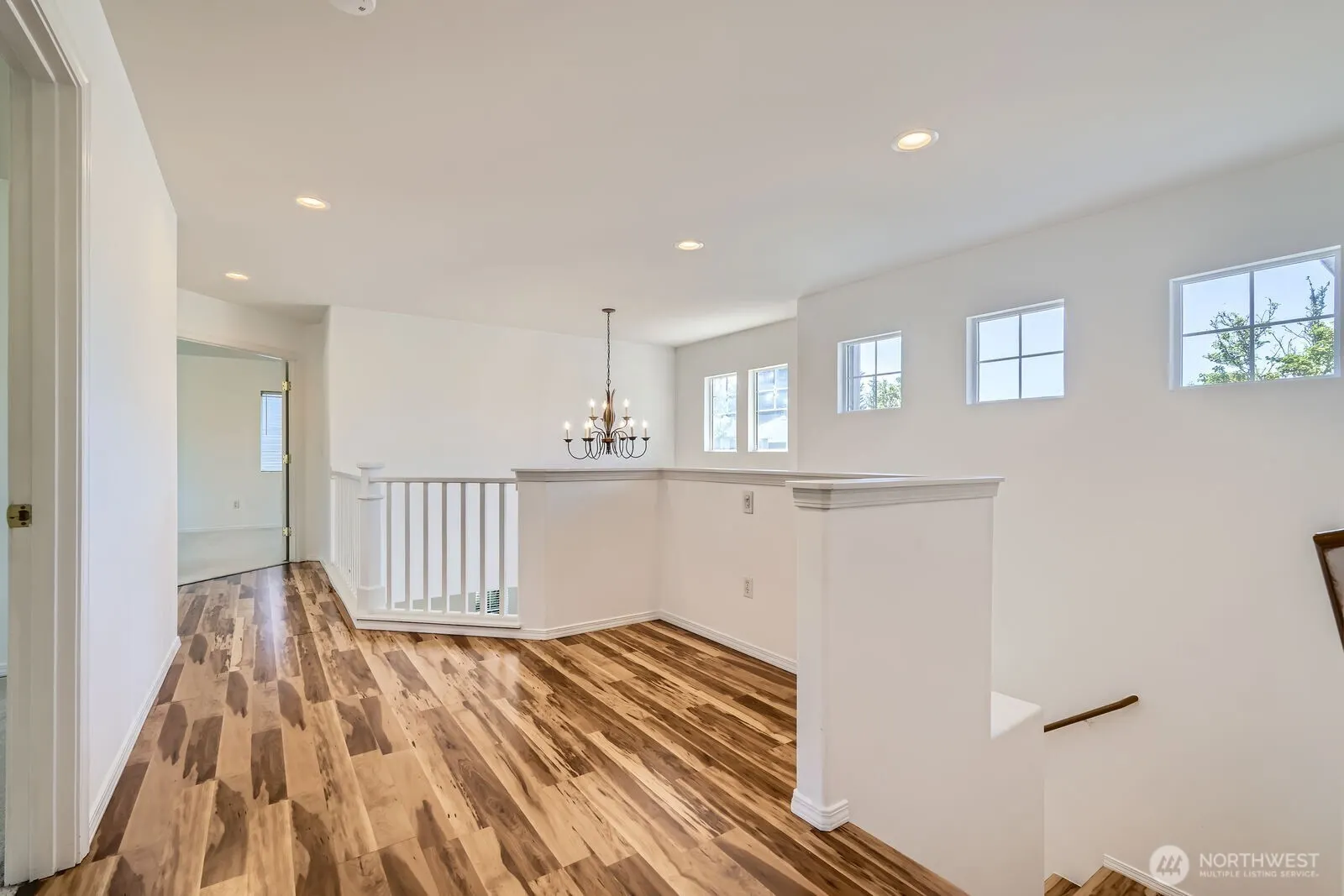 24036 SE 10th Court , Sammamish, WA 98075