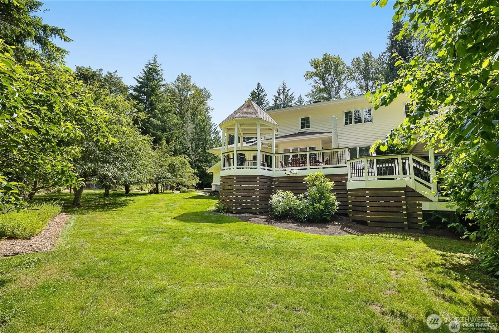 12925 206th Avenue NE, Woodinville, WA 98077
