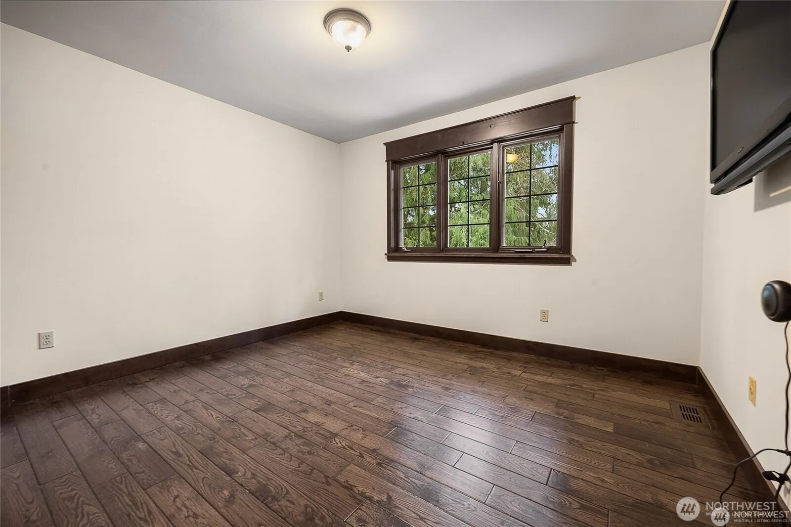 12925 206th Avenue NE, Woodinville, WA 98077