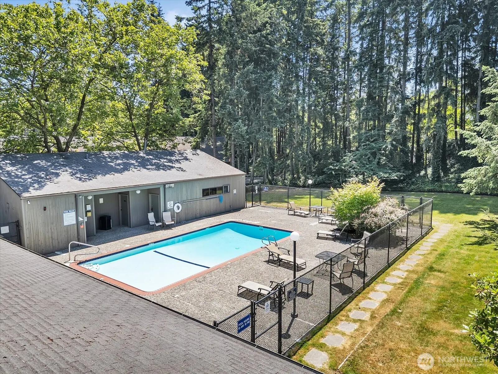 13893 NE 69th St #689, Redmond, WA 98052