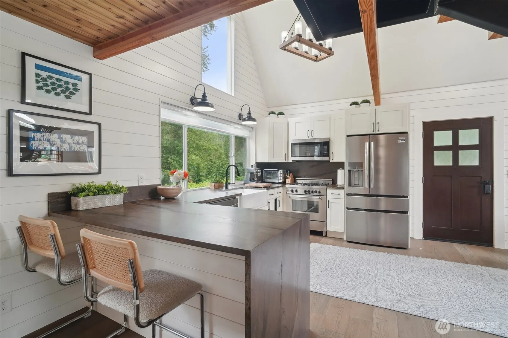 18725 NE 128th Way , Redmond, WA 98052