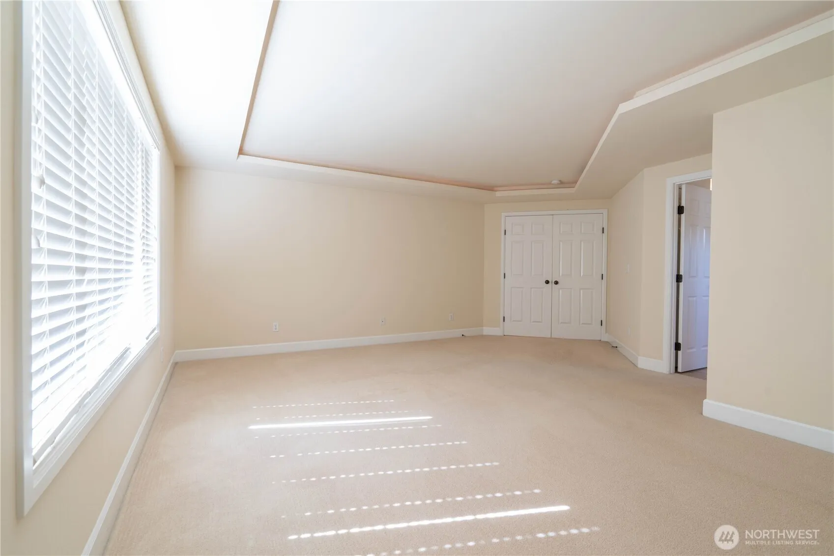 23829 SE 2nd Place , Sammamish, WA 98074