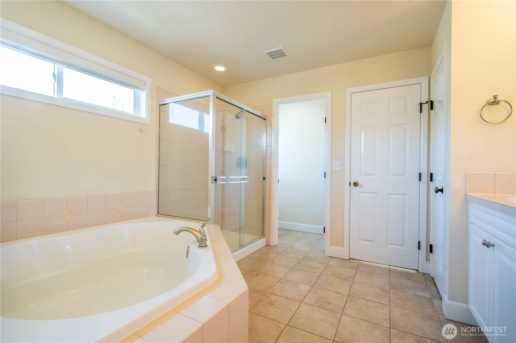 23829 SE 2nd Place , Sammamish, WA 98074