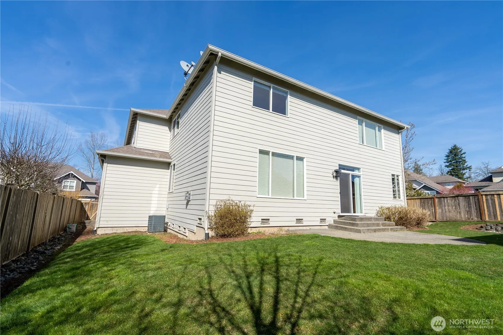 23829 SE 2nd Place , Sammamish, WA 98074