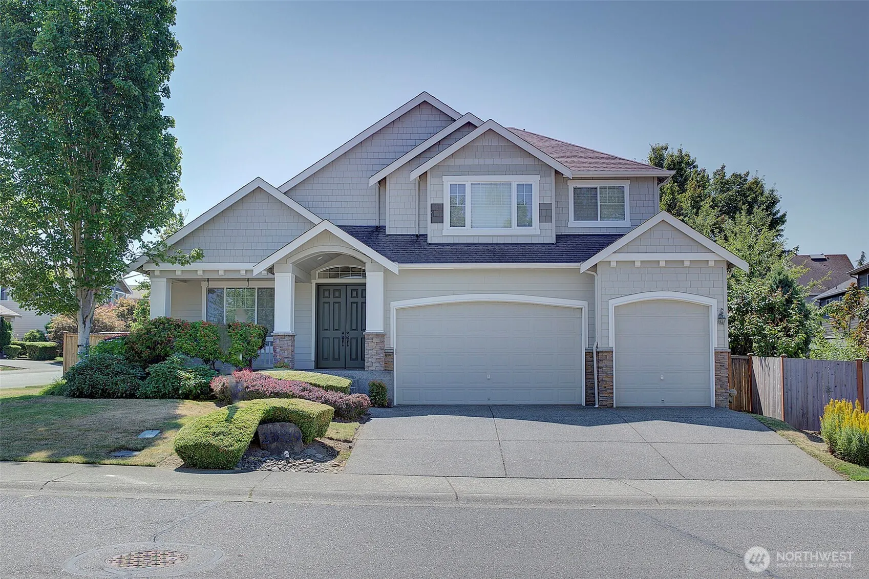 23829 SE 2nd Place , Sammamish, WA 98074