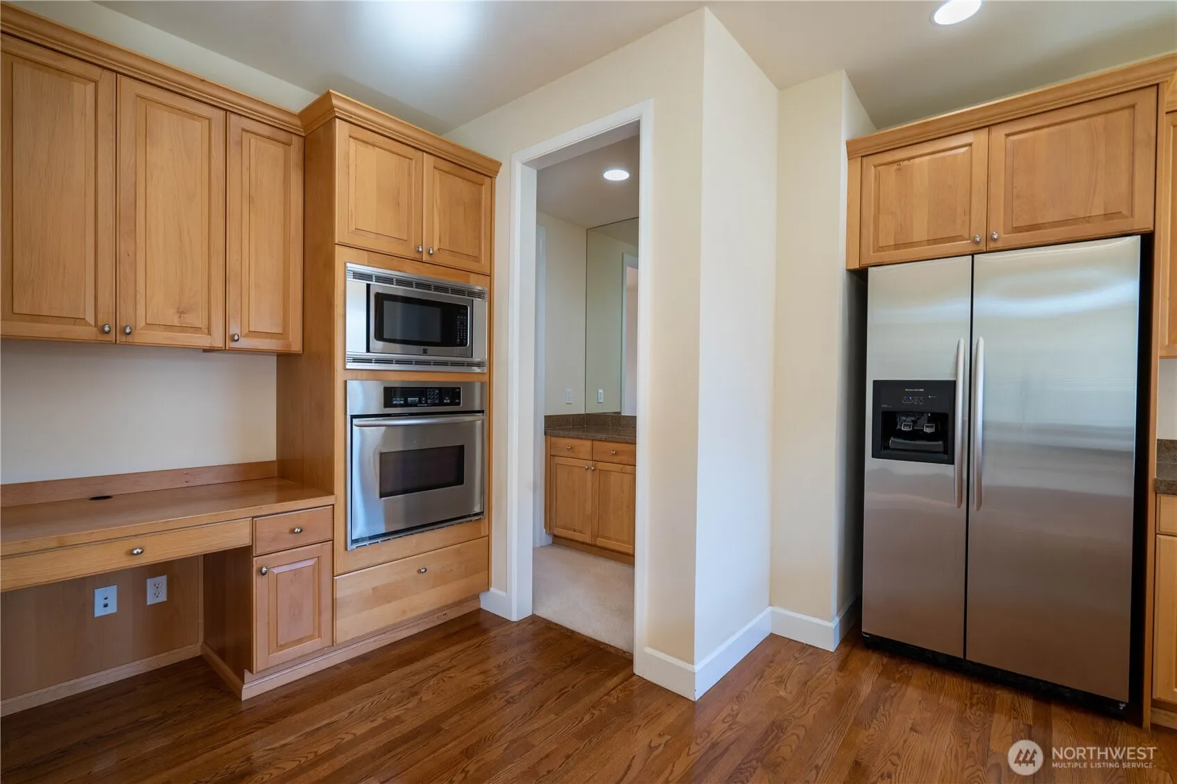 23829 SE 2nd Place , Sammamish, WA 98074