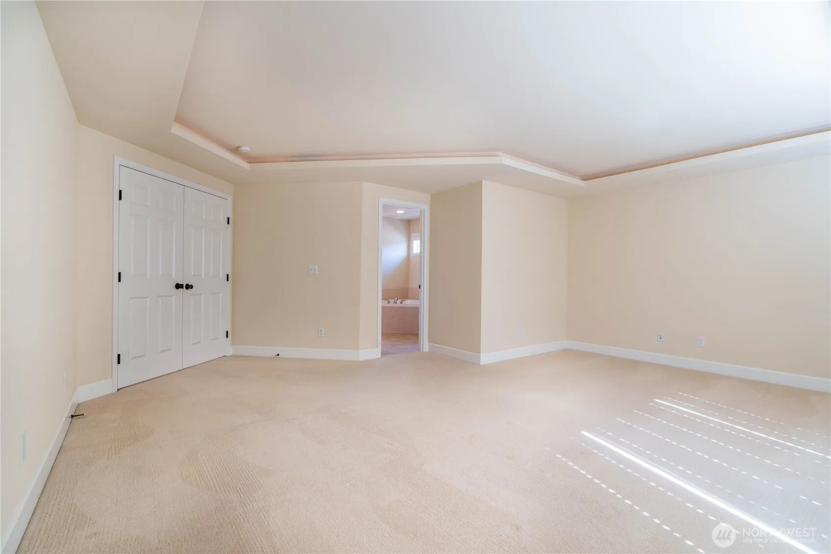 23829 SE 2nd Place , Sammamish, WA 98074